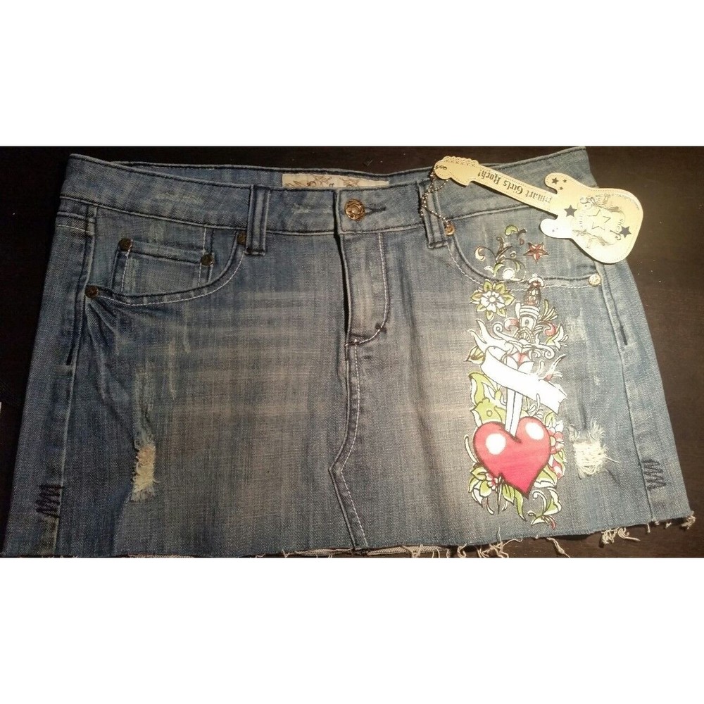 Vanilla Sky Bleeding Heart Distressed Stretch Mini Skirt Juniors Size 7 Fray Hem